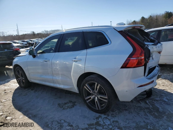 2018 Volvo XC60 Momentum with VIN LYV102RK8JB069673, listed as a Copart auction lot 43872015 with 57,973 mi miles and Salvage Title. Bid and sale history available at carsss.com. Image 2.
