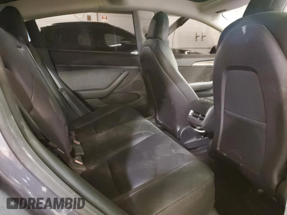 2022 Tesla Model 3 z VIN 5YJ3E1EAXNF313989, wystawiony jako Copart lot #88564835 z przebiegiem 35 407 mil mil oraz Szkoda całkowita • Salvage title. Historia ofert i sprzedaży dostępna na DreamBid. Obrazek 11.