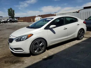 2016 Kia Forte EX z VIN KNAFX4A89G5461676, wystawiony jako Copart lot #59141605 z przebiegiem 204 225 mil mil oraz Czysty tytuł • Clean title. Historia ofert i sprzedaży dostępna na DreamBid. Obrazek 1.
