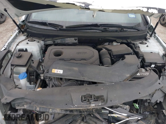 2015 Hyundai Sonata Limited with VIN 5NPE34AF8FH043701, listed as a IAAI auction lot 42031281 with 175,210 mi miles and . Bid and sale history available at carsss.com. Image 10.