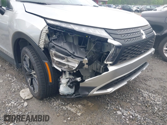 2024 Mitsubishi Eclipse Cross SE with VIN JA4ATWAA2RZ043201, listed as a IAAI auction lot 42103586 with 24,968 mi miles and . Bid and sale history available at DreamBid. Image 6.