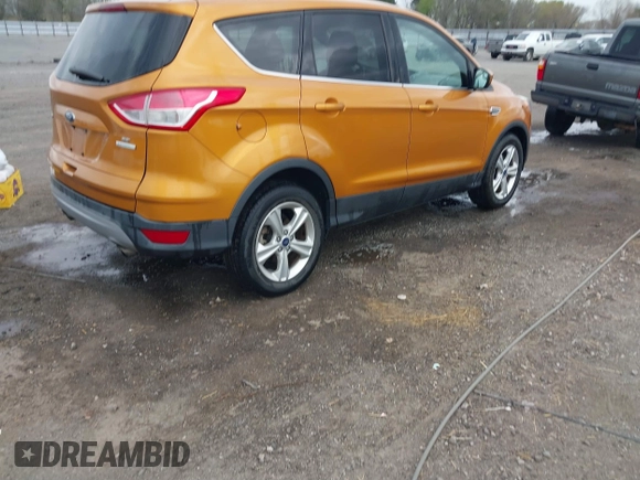 2016 Ford Escape SE with VIN 1FMCU0GX3GUB75572, listed as a IAAI auction lot 41869920 with 154,586 mi miles and . Bid and sale history available at carsss.com. Image 4.