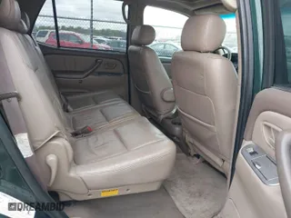 2001 Toyota Sequoia Limited with VIN 5TDBT48A61S040585, listed as a IAAI auction lot 42082703 with 263,203 mi miles. Bid and sale history available at carsss.com. Image 8.