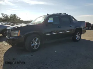 2009 Chevrolet Avalanche LTZ with VIN 3GNFK32019G163730, listed as a Copart auction lot 81937734 with 193,170 mi miles and Salvage Title. Bid and sale history available at carsss.com. Image 1.