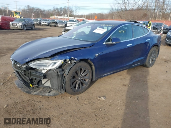 2018 Tesla Model S 75D with VIN 5YJSA1E28JF296944, listed as a IAAI auction lot 41298541 with 29,828 mi miles and . Bid and sale history available at DreamBid. Image 2.