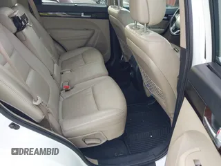 2015 Kia Sorento EX with VIN 5XYKU4A71FG636946, listed as a IAAI auction lot 42366976 with 195,100 mi miles and . Bid and sale history available at DreamBid. Image 8.