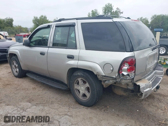 2004 Chevrolet TrailBlazer LS with VIN 1GNDT13S842159121, listed as a IAAI auction lot 42206485 with 156,432 mi miles and . Bid and sale history available at DreamBid. Image 3.