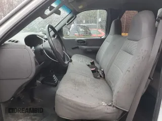 2004 Ford F-150 XL z VIN 2FTRX17204CA84111, wystawiony jako Copart lot #50359755 z przebiegiem 201 756 mil mil oraz Szkoda całkowita • Salvage title. Historia ofert i sprzedaży dostępna na DreamBid. Obrazek 7.