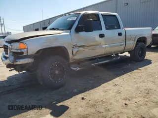 2004 GMC Sierra 2500HD SLT z VIN 1GTHK23274F260887, wystawiony jako Copart lot #46898535 z przebiegiem Nie podano mil oraz Nie do naprawy • Non repairable. Historia ofert i sprzedaży dostępna na DreamBid. Obrazek 1.