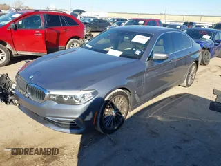 2019 BMW 5 Series 530e iPerformance with VIN WBAJA9C51KB391855, listed as a IAAI auction lot 41429622 with 47,162 mi miles. Bid and sale history available at carsss.com. Image 17.