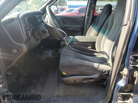 2000 Dodge Dakota Sport with VIN 1B7GG2AN8YS665678, listed as a Copart auction lot 63878554 with 92,470 mi miles and Salvage Title. Bid and sale history available at carsss.com. Image 7.