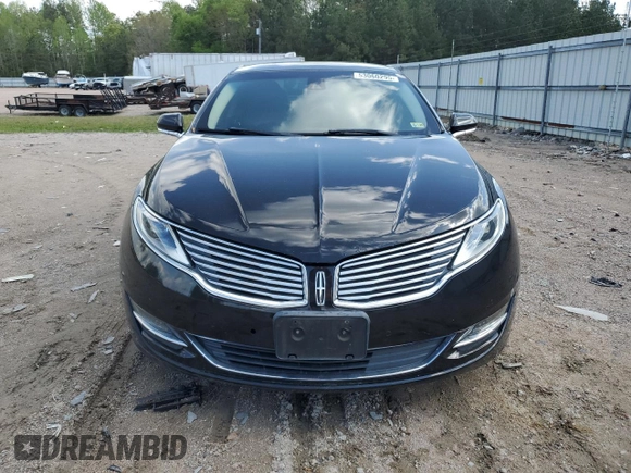 2013 Lincoln MKZ z VIN 3LN6L2GK5DR823755, wystawiony jako Copart lot #53060295 z przebiegiem 145 624 mil mil oraz Szkoda całkowita • Salvage title. Historia ofert i sprzedaży dostępna na DreamBid. Obrazek 5.