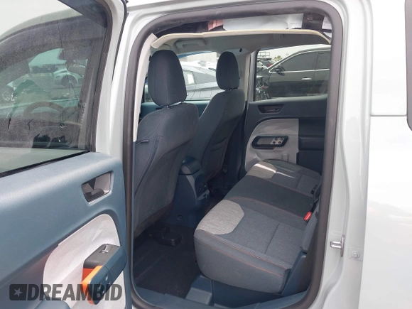 2023 Ford Maverick XL z VIN 3FTTW8E37PRA79772, wystawiony jako IAAI lot #42233040 z przebiegiem 25 763 mil mil oraz . Historia ofert i sprzedaży dostępna na DreamBid. Obrazek 8.