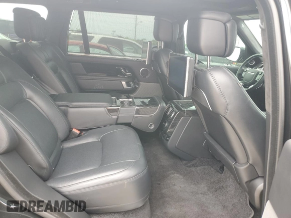 2020 Land Rover Range Rover Autobiography with VIN SALGV5SE7LA585947, listed as a Copart auction lot 59651635 with 34,451 mi miles and Salvage title. Bid and sale history available at DreamBid. Image 11.
