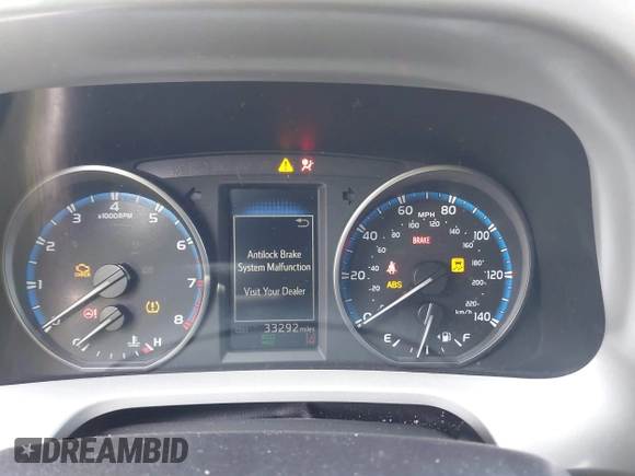 2018 Toyota RAV4 XLE with VIN 2T3RFREVXJW791889, listed as a IAAI auction lot 42021099 with 33,292 mi miles. Bid and sale history available at carsss.com. Image 7.