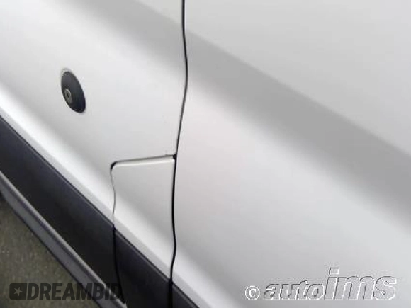 2021 Ford Transit Cargo z VIN 1FTYE1C84MKA94597, wystawiony jako IAAI lot #42704426 z przebiegiem 74 850 mil mil oraz . Historia ofert i sprzedaży dostępna na DreamBid. Obrazek 5.