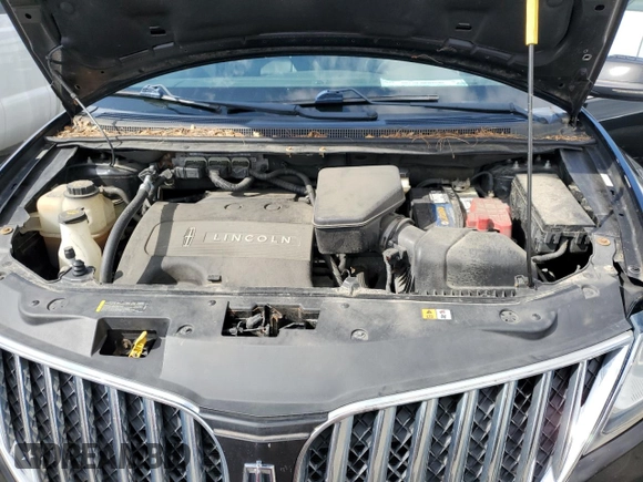 2013 Lincoln MKX with VIN 2LMDJ8JK9DBL13338, listed as a Copart auction lot 68213674 with 178,071 mi miles and Clean Title. Bid and sale history available at DreamBid. Image 12.
