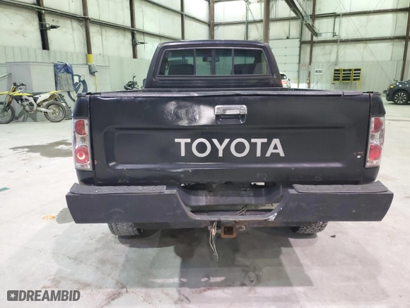 1993 Toyota 4WD Pickups DLX with VIN 4TARN01PXPZ058736, listed as a Copart auction lot 83463584 with 382,344 mi miles and Non Repairable. Bid and sale history available at carsss.com. Image 6.