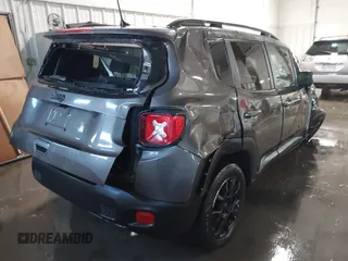 2020 Jeep Renegade Latitude with VIN ZACNJABB1LPL32998, listed as a IAAI auction lot 41277587 with 223,272 mi miles. Bid and sale history available at carsss.com. Image 4.