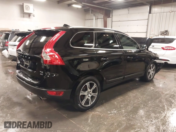 2012 Volvo XC60 3.0L с VIN YV4902DZ1C2288287, выставлен на аукционе IAAI как лот 40731566 с пробегом 77 125 миль миль и . История ставок и продаж доступна на DreamBid. Изображение 4.