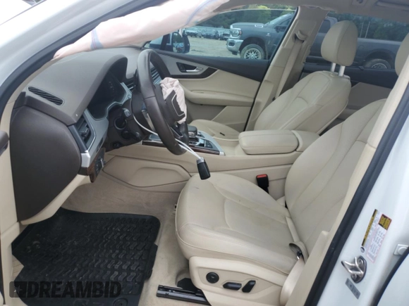 2018 Audi Q7 Premium Plus с VIN WA1LHAF73JD047088, выставлен на аукционе Copart как лот 58340075 с пробегом 56 240 миль миль и Списание • Salvage title. История ставок и продаж доступна на DreamBid. Изображение 7.
