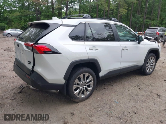 2025 Toyota RAV4 XLE Premium with VIN 2T3A1RFV9SW532080, listed as a IAAI auction lot 42420248 with 323 mi miles and . Bid and sale history available at DreamBid. Image 4.