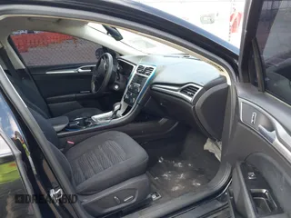 2016 Ford Fusion SE with VIN 3FA6P0H76GR299209, listed as a IAAI auction lot 40125384 with 162,824 mi miles. Bid and sale history available at carsss.com. Image 5.