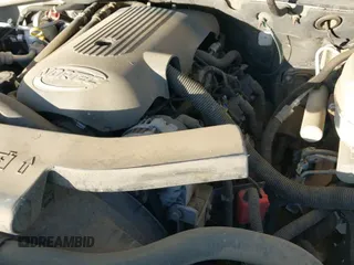 2004 Chevrolet Suburban LS with VIN 3GNEC16Z94G115374, listed as a IAAI auction lot 41125805 with 91,176 mi miles and . Bid and sale history available at DreamBid. Image 19.