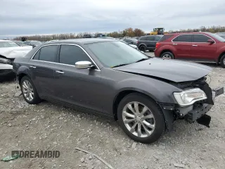 2019 Chrysler 300 Limited with VIN 2C3CCAKG9KH560364, listed as a Copart auction lot 80440934 with 81,213 mi miles and Salvage Title. Bid and sale history available at carsss.com. Image 4.