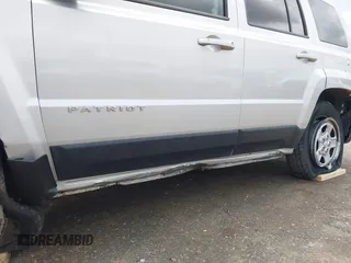 2012 Jeep Patriot Sport with VIN 1C4NJPBA6CD632452, listed as a IAAI auction lot 41833265 with 218,320 mi miles and . Bid and sale history available at DreamBid. Image 18.