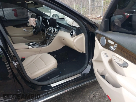 2018 Mercedes-Benz C 300 с VIN WDDWF4KB9JR413830, выставлен на аукционе IAAI как лот 41938545 с пробегом 48 385 миль миль и . История ставок и продаж доступна на DreamBid. Изображение 5.