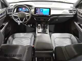 2024 Volkswagen Atlas SE z VIN 1V2WE2CA3RC217922, wystawiony jako Copart lot #55865475 z przebiegiem 40 708 mil mil oraz Czysty tytuł • Clean title. Historia ofert i sprzedaży dostępna na DreamBid. Obrazek 8.