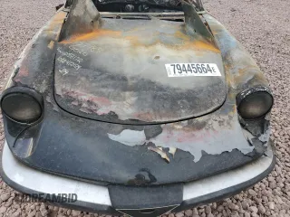 1988 Alfa Romeo Spider z VIN ZARBA5585J1058172, wystawiony jako Copart lot #79445664 z przebiegiem Nie podano mil oraz Nie do naprawy • Non repairable. Historia ofert i sprzedaży dostępna na DreamBid. Obrazek 11.