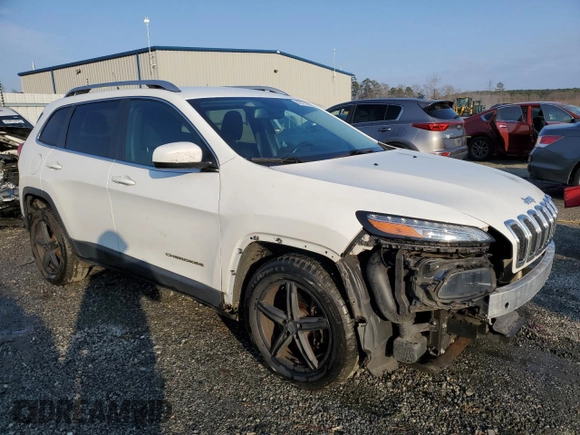 2016 Jeep Cherokee Altitude with VIN 1C4PJLCS4GW337000, listed as a Copart auction lot 43773955 with 134,996 mi miles and Salvage Title. Bid and sale history available at carsss.com. Image 4.