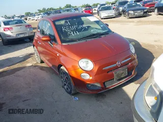 2015 FIAT 500 Sport z VIN 3C3CFFBR7FT624324, wystawiony jako IAAI lot #42382686 z przebiegiem 179 560 mil mil oraz . Historia ofert i sprzedaży dostępna na DreamBid. Obrazek 1.
