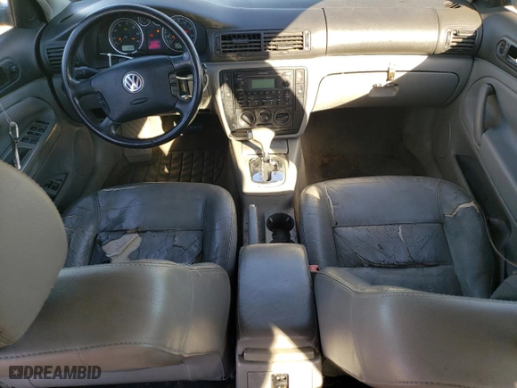 2003 Volkswagen Passat GLS with VIN WVWPD63B63P255430, listed as a Copart auction lot 79316104 with 185,037 mi miles and Salvage Title. Bid and sale history available at carsss.com. Image 8.