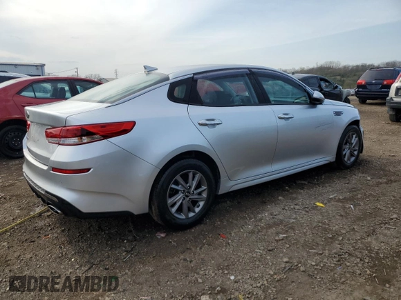 2020 Kia Optima LX z VIN 5XXGT4L37LG427763, wystawiony jako Copart lot #54262455 z przebiegiem 26 965 mil mil oraz Szkoda całkowita • Salvage title. Historia ofert i sprzedaży dostępna na DreamBid. Obrazek 3.