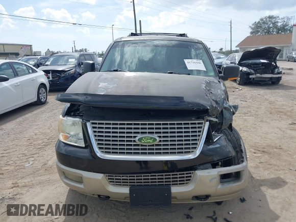 2005 Ford Expedition Eddie Bauer with VIN 1FMFU18535LA64734, listed as a IAAI auction lot 41716446 with 173,800 mi miles. Bid and sale history available at carsss.com. Image 12.