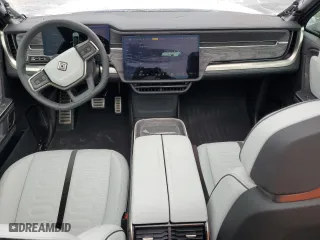 2023 Rivian R1S Adventure with VIN 7PDSGABA6PN017889, listed as a Copart auction lot 68860864 with 7,661 mi miles and Salvage Title. Bid and sale history available at carsss.com. Image 8.
