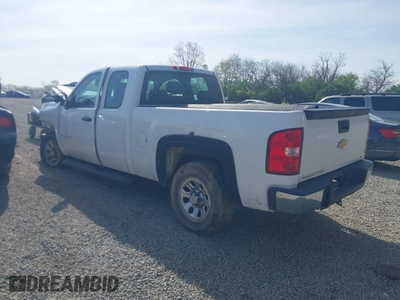 2007 Chevrolet Silverado 1500 Work Truck with VIN 2GCEC19C671704072, listed as a IAAI auction lot 42081776 with Not Provided miles and . Bid and sale history available at DreamBid. Image 3.