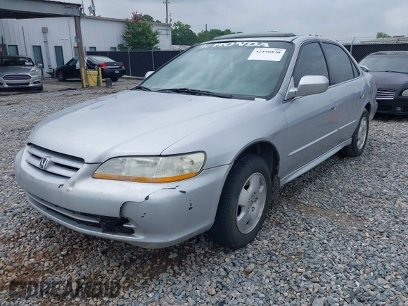 2002 Honda Accord EX z VIN 1HGCG16562A084499, wystawiony jako IAAI lot #42446830 z przebiegiem 241 615 mil mil oraz . Historia ofert i sprzedaży dostępna na DreamBid. Obrazek 2.