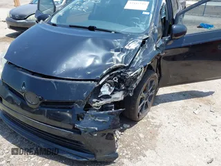 2014 Toyota Prius Four with VIN JTDKN3DUXE1755070, listed as a IAAI auction lot 42442735 with 223,931 mi miles and . Bid and sale history available at DreamBid. Image 6.