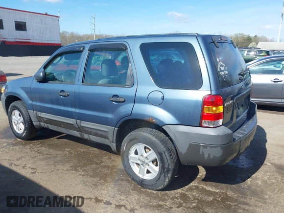 2006 Ford Escape XLS with VIN 1FMYU02Z06KA68584, listed as a IAAI auction lot 41887104 with 257,855 mi miles and . Bid and sale history available at DreamBid. Image 3.