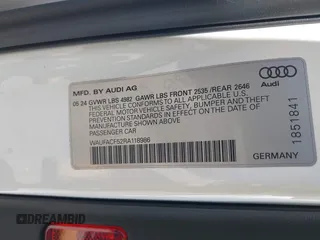 2024 Audi A5 Sportback S line Premium Plus z VIN WAUFACF52RA118986, wystawiony jako IAAI lot #41962998 z przebiegiem 2 089 mil mil oraz . Historia ofert i sprzedaży dostępna na DreamBid. Obrazek 9.
