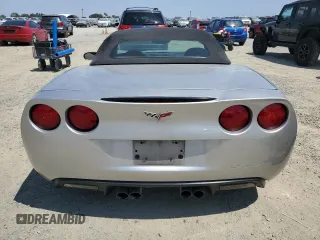 2007 Chevrolet Corvette z VIN 1G1YY36U975116245, wystawiony jako Copart lot #59045645 z przebiegiem 265 138 mil mil oraz Szkoda całkowita • Salvage title. Historia ofert i sprzedaży dostępna na DreamBid. Obrazek 6.