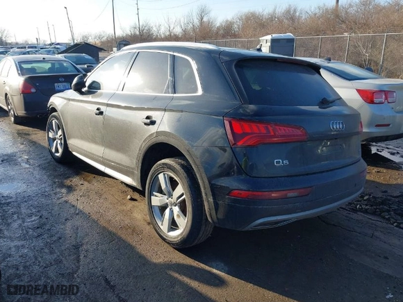 2019 Audi Q5 Premium Plus with VIN WA1BNAFY9K2047851, listed as a IAAI auction lot 41643955 with 79,496 mi miles. Bid and sale history available at carsss.com. Image 3.