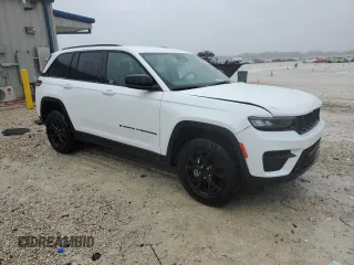 2024 Jeep Grand Cherokee Altitude with VIN 1C4RJGAG0R8546529, listed as a Copart auction lot 41863845 with 20,096 mi miles and Salvage title. Bid and sale history available at DreamBid. Image 4.