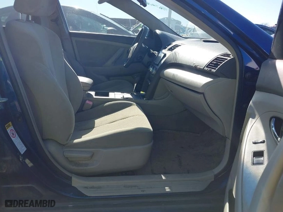 2007 Toyota Camry CE with VIN JTNBE46K273096941, listed as a IAAI auction lot 41656760 with 331,626 mi miles. Bid and sale history available at carsss.com. Image 5.