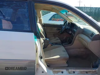 2002 Subaru Legacy Outback with VIN 4S3BH665227635450, listed as a IAAI auction lot 41398593 with 222,133 mi miles and . Bid and sale history available at DreamBid. Image 5.