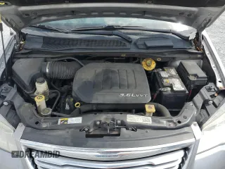2015 Chrysler Town & Country Touring with VIN 2C4RC1BG1FR545105, listed as a Copart auction lot 53887525 with 211,691 mi miles and Salvage Title. Bid and sale history available at carsss.com. Image 12.